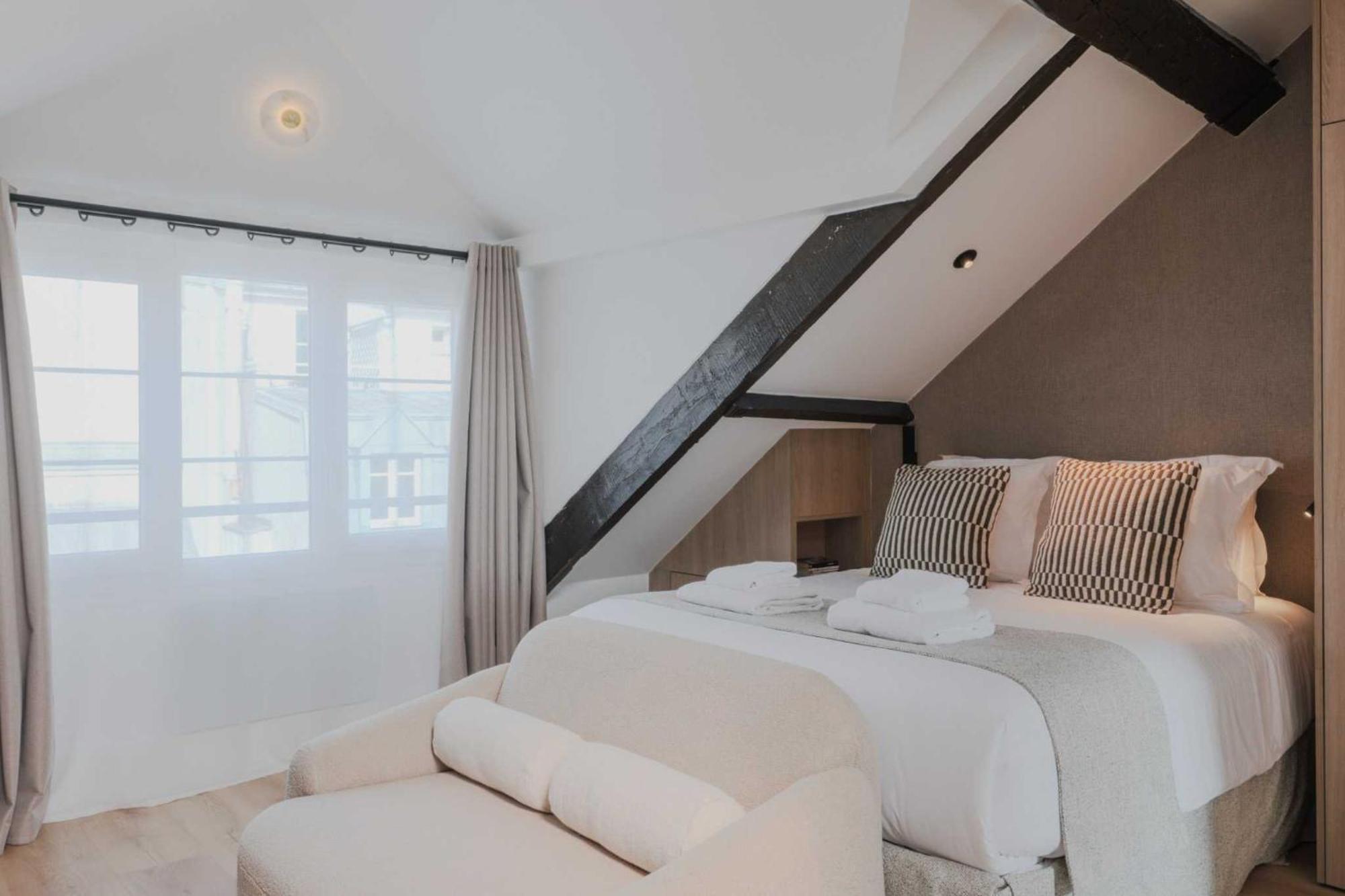 Charming And Intimate - 2br-3p - Louvre